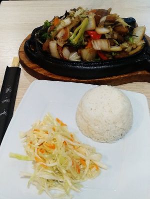 Soy on the hot plate ❤️ at VEGE Kitchen in Warsaw