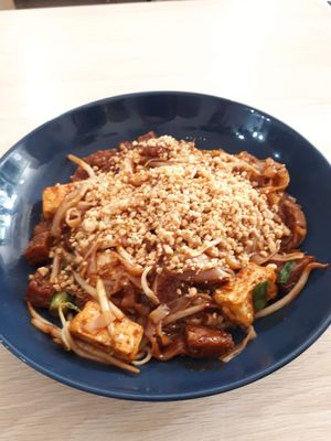 Pad Thai 22zł at VEGE Kitchen in Warsaw