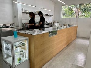 Counter bar at MTCH™ - Ari in Bangkok