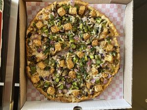 Vegan Chicken Tikka Masala at Pizza Twist in Reno