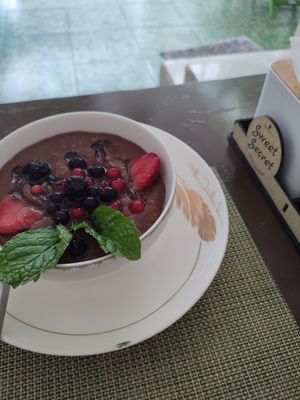 Oatmeal 🤌 at Sweet Secret in Nha Trang