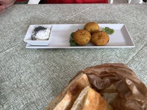 Falafel balls (ok)  at Contorni e Dintorni in Rivoli