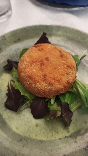 Burger di lenticchie e carote at Contorni e Dintorni in Rivoli