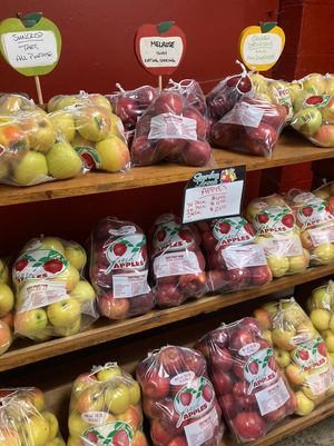 Interior  at Eddy's Fruit Farm in Chesterland
