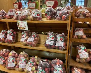 Interior  at Eddy's Fruit Farm in Chesterland