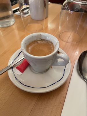   at Foyer Mon Vietnam in Paris