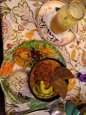 The vegan cassarole was great and it was a wonderfully athmospheric little place. English speaking, charming staff. at Bumi Cocina - Yerbateria in Salento