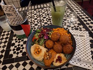 Falafel bowl at Gaza Grill Kødbyen in Copenhagen
