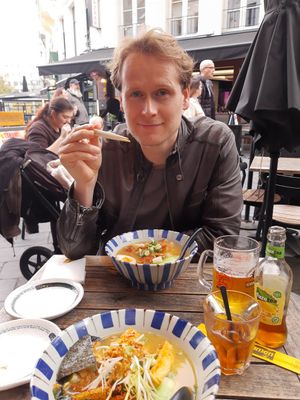 Company at Takumi Ramen & Yakisoba Kitchen in Antwerpen