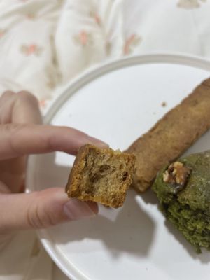 Biscotti  at My Little Mountain in Seoul