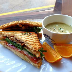  at My Little Mountain in Seoul