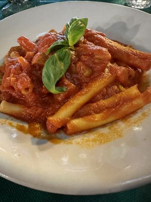 Vegan ragù w/ peas/carrots/onion/celery/seitan  at Tandem - Sedile di Porto in Naples