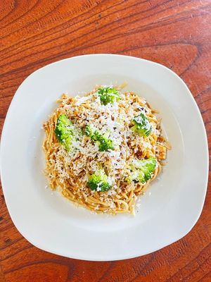 Vegan cheese spaghetti at Pondok Murini in Ubud