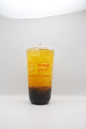 Peach Fruit tea at Sweet Dots in Nashville