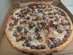 Vegan BBQ Chicken Pizza at San Remo Pizzeria & Restaurant in Ridgewood