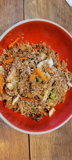 Quinoa salteado at Suchiche Café & Bar in Tarapoto