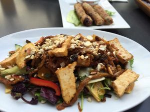 apetiser salad at Chay Viet in Berlin