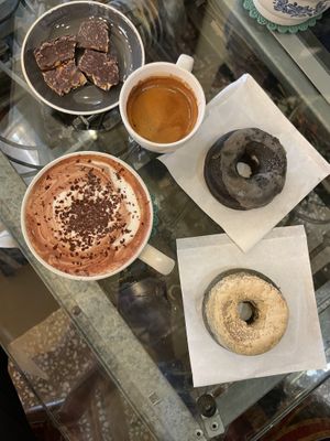 Hot chocolate and bring your own sweets  at PP Coffee - 피피커피 in Seoul
