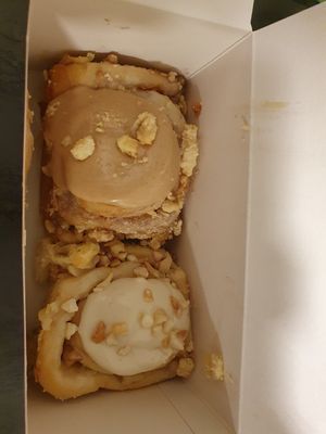 Bueno and White choc Macadamia at Cinnamood in Hamburg