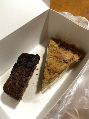 a slice of apple crumble and half a serving of brownie  at Gobi Desserts in Central Singapore
