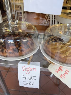 Vegan cakes  at Gobi Desserts in Central Singapore
