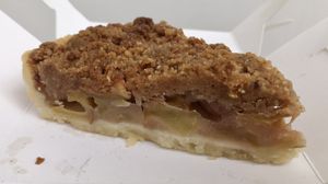 Apple crumble tart  at Gobi Desserts in Central Singapore