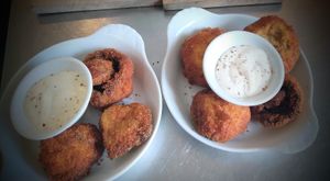 Garlic Mushrooms at Le Georges in Rancon