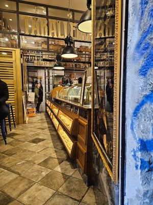 Beautiful interior at Taralleria Napoletana in Naples