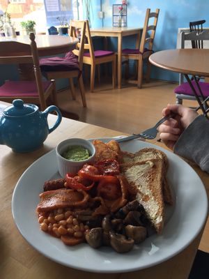 Lovely veggie breakfast at Sky Apple Cafe in Newcastle Upon Tyne