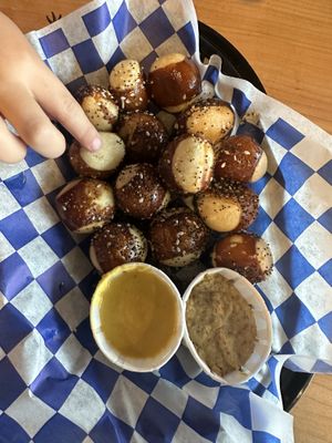 Pretzel app  at Stone Hound Brewing Company in Williamsburg