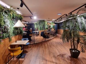 Interiir at Hawaiian Poké Bowl - Leuven Centrum in Leuven