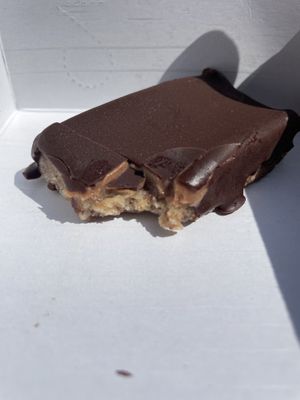 Macadamia caramel bar  at Elli's Healthy Specialities in Crete