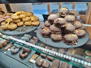 Raw. Plant based. Vegan.
Superior Quality, sugar & gluten free! at Elli's Healthy Specialities in Crete