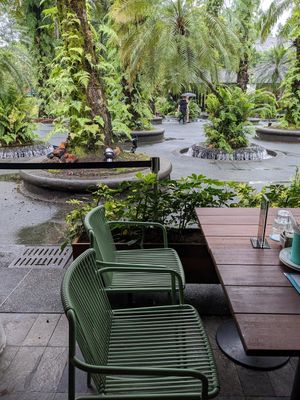  at Privé - Botanic Gardens in Central Singapore