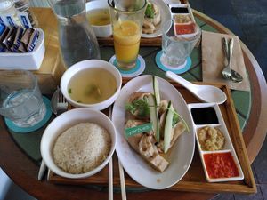 Haianese chicken rice at Privé - Botanic Gardens in Central Singapore