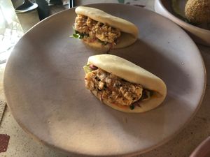 baos broaster at Raiz Plant Mood in Buenos Aires