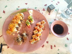 Increíble, el mejor sushi que he probado hasta ahora, recomiendo 100% at Raiz Plant Mood in Buenos Aires