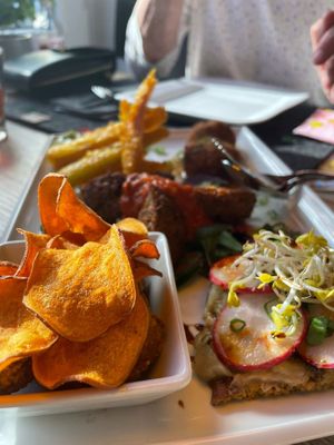 5 kleine Köstlichkeiten (alle vegan) at Hidden Kitchen Hamburg in Hamburg