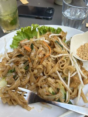 Vegan pad Thai with Tofu  at Bo'bon in Paris