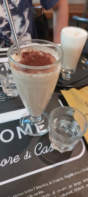 Amazing coconut and peanut butter smoothie at Home - Sapore di Casa in Trieste