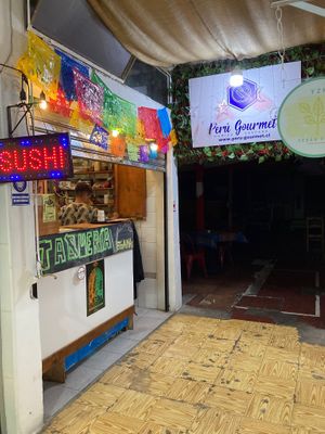 the stand, inside the old house at El Comal Chilango in Santiago
