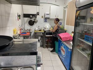 Ladies and gentleman, the world's first obligate carnivore primate!   at El Comal Chilango in Santiago