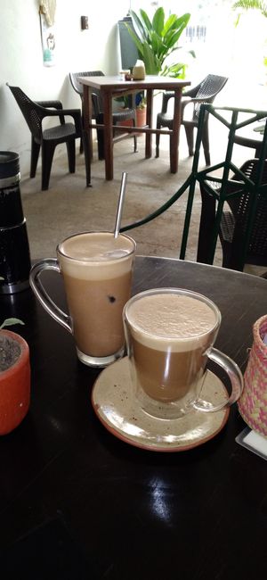 Choco rock hot and cold. Chocolate, coffee, crema de cachuete (peanut), oat milk and I think banana. SO delicious. at La Verduzca Vegetropical in Oaxaca
