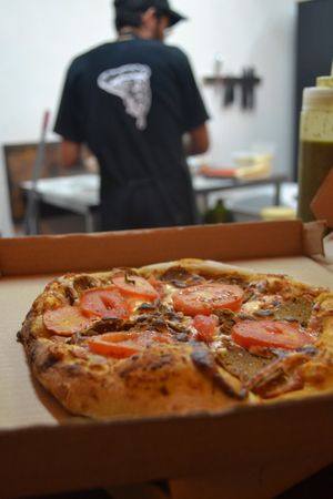 Pizza El David at Pizzeria Distrito Vegano in Merida