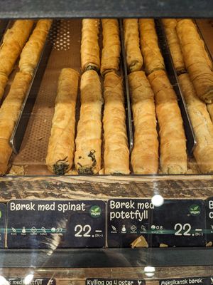 Vegan børek at Backstube Tromsoe in Tromsoe