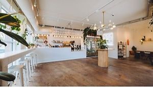 Wild & the Moon Zuidas at Wild & The Moon - Arnold Schönberglaan in Amsterdam