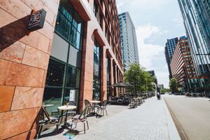 Wild & the Moon Zuidas at Wild & The Moon - Arnold Schönberglaan in Amsterdam