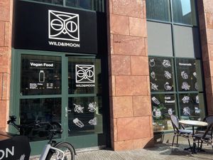 Entrance  at Wild & The Moon - Arnold Schönberglaan in Amsterdam