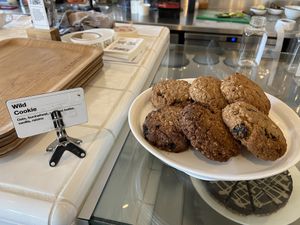 Offering of pastries Tuesday 11 March 2025  at Wild & The Moon - Arnold Schönberglaan in Amsterdam