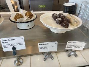 Offering of pastries Tuesday 11 March 2025  at Wild & The Moon - Arnold Schönberglaan in Amsterdam